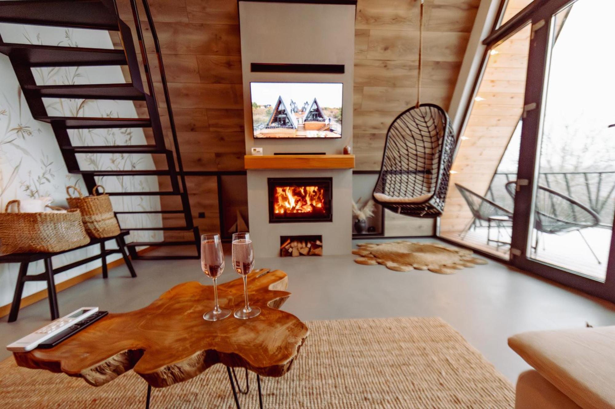 A-By The Lake - Private A Frame Villas Caciulati Exterior foto